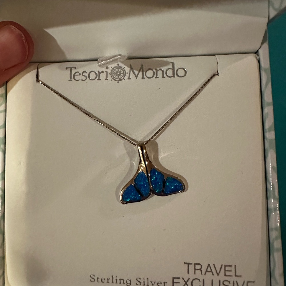Tesori Mondo Blue Whale Tail Necklace